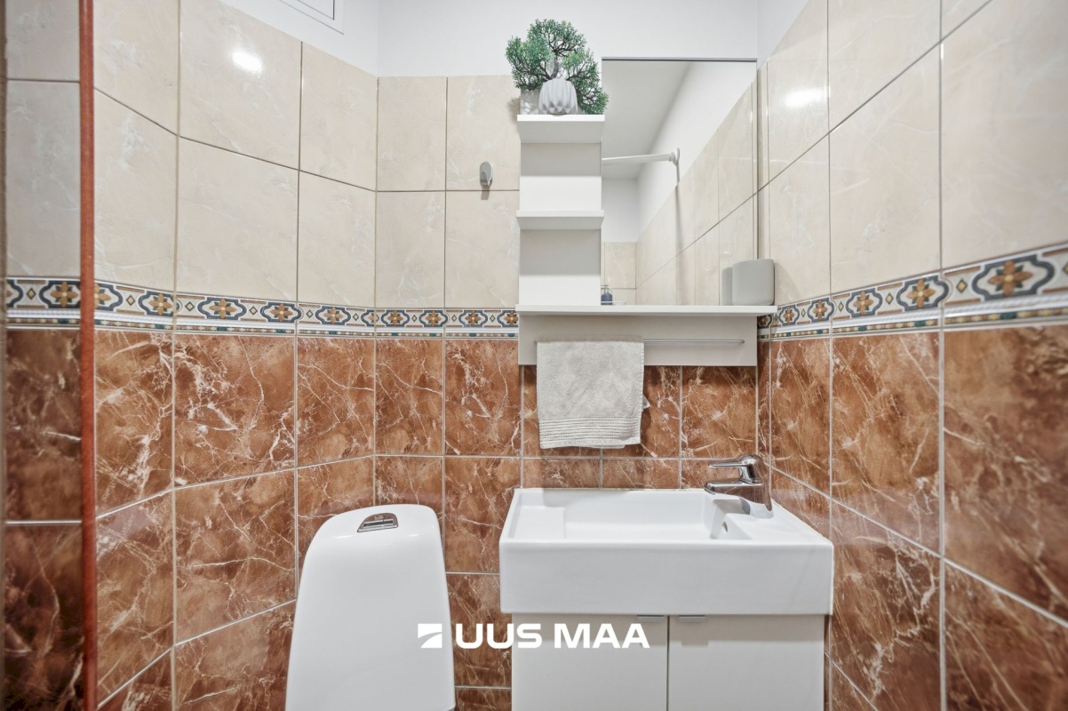 Tallinn, Kesklinna linnaosa, Uus Maailm, Videviku 39