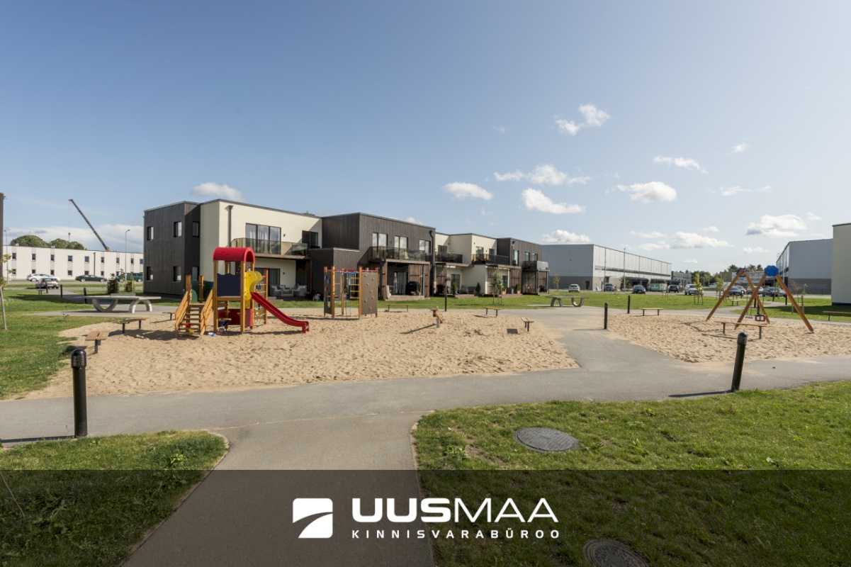 Rae vald, Peetri alevik, Sinilille tee 2/3