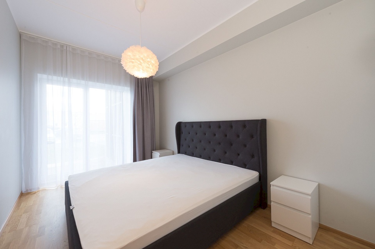 Rae vald, Peetri alevik, Sinilille tee 2/3