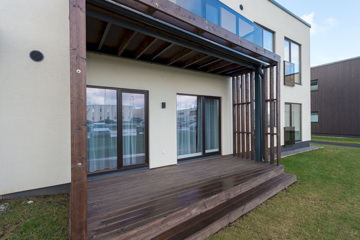 Rae vald, Peetri alevik, Sinilille tee 2/3