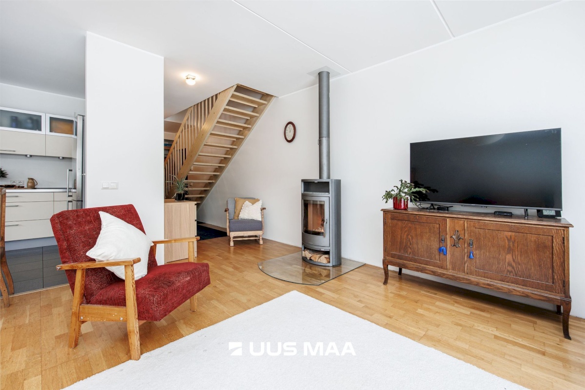 Kiili vald, Kangru alevik, Kullerkupu 9