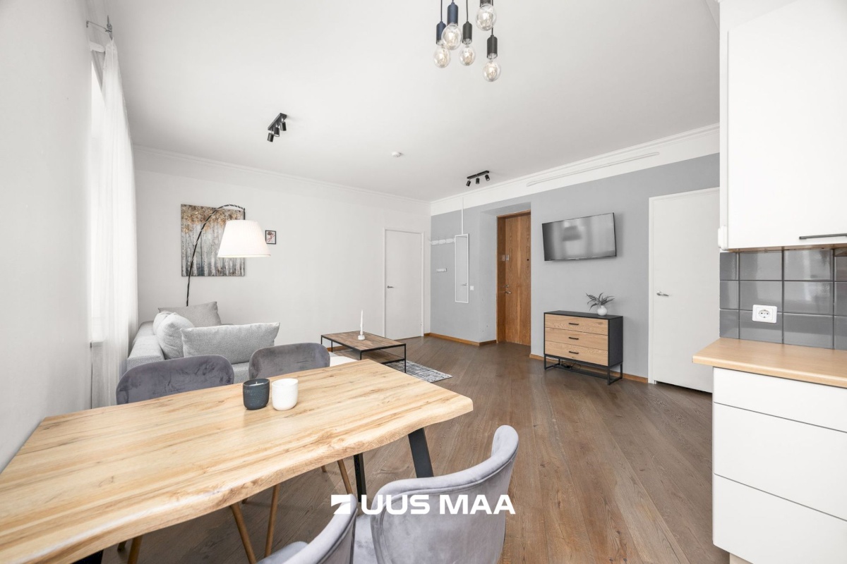 Tallinn, Kesklinna linnaosa, Lembitu 8