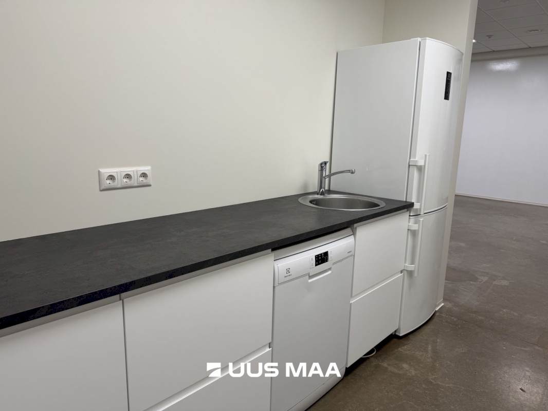 Tallinn, Põhja-Tallinna linnaosa, Kalamaja, Valgevase 13