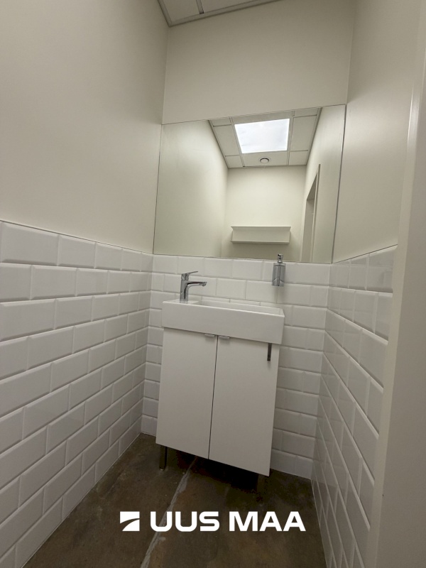 Tallinn, Põhja-Tallinna linnaosa, Kalamaja, Valgevase 13