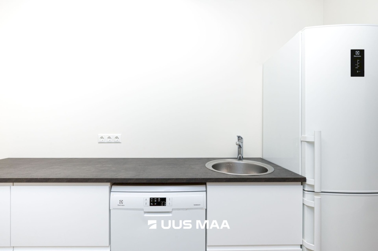 Tallinn, Põhja-Tallinna linnaosa, Kalamaja, Valgevase 13