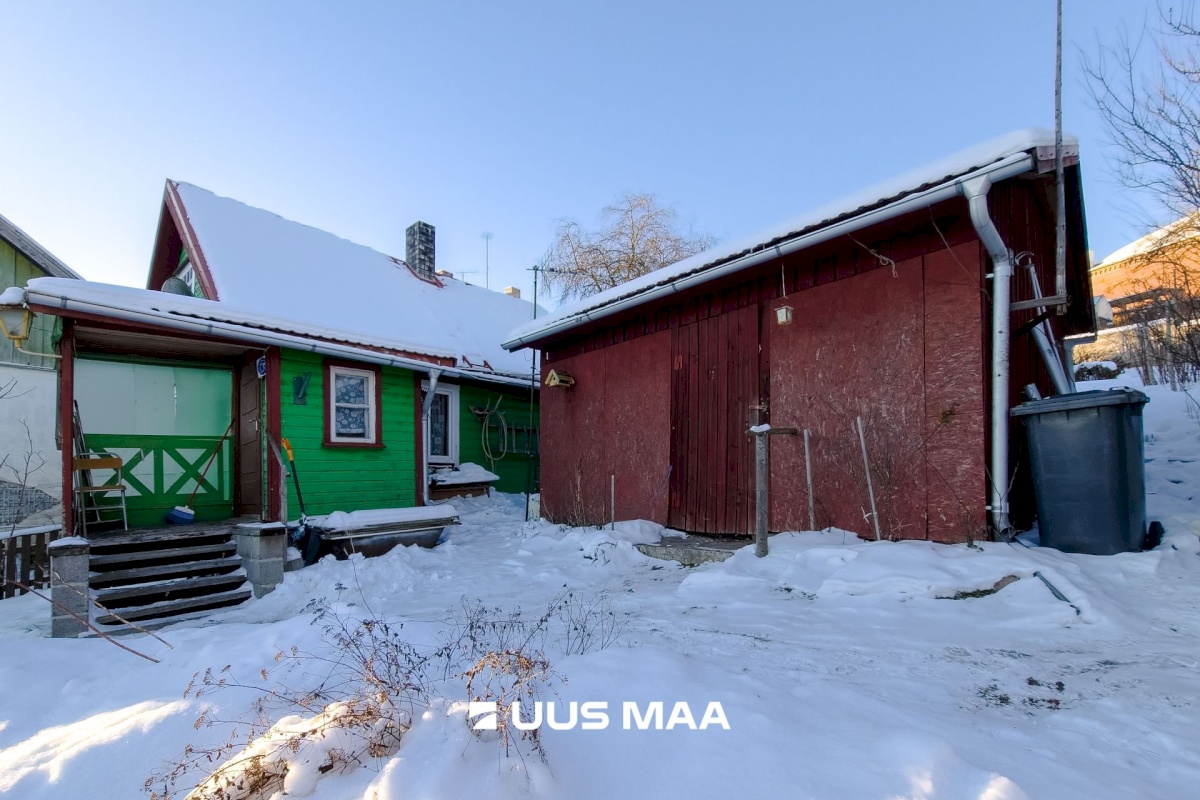 Viljandi linn, Kesklinn, Põllu tn 1