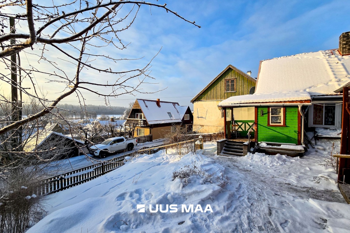 Viljandi linn, Kesklinn, Põllu tn 1