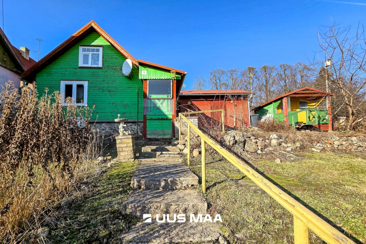 Viljandi linn, Kesklinn, Põllu tn 1