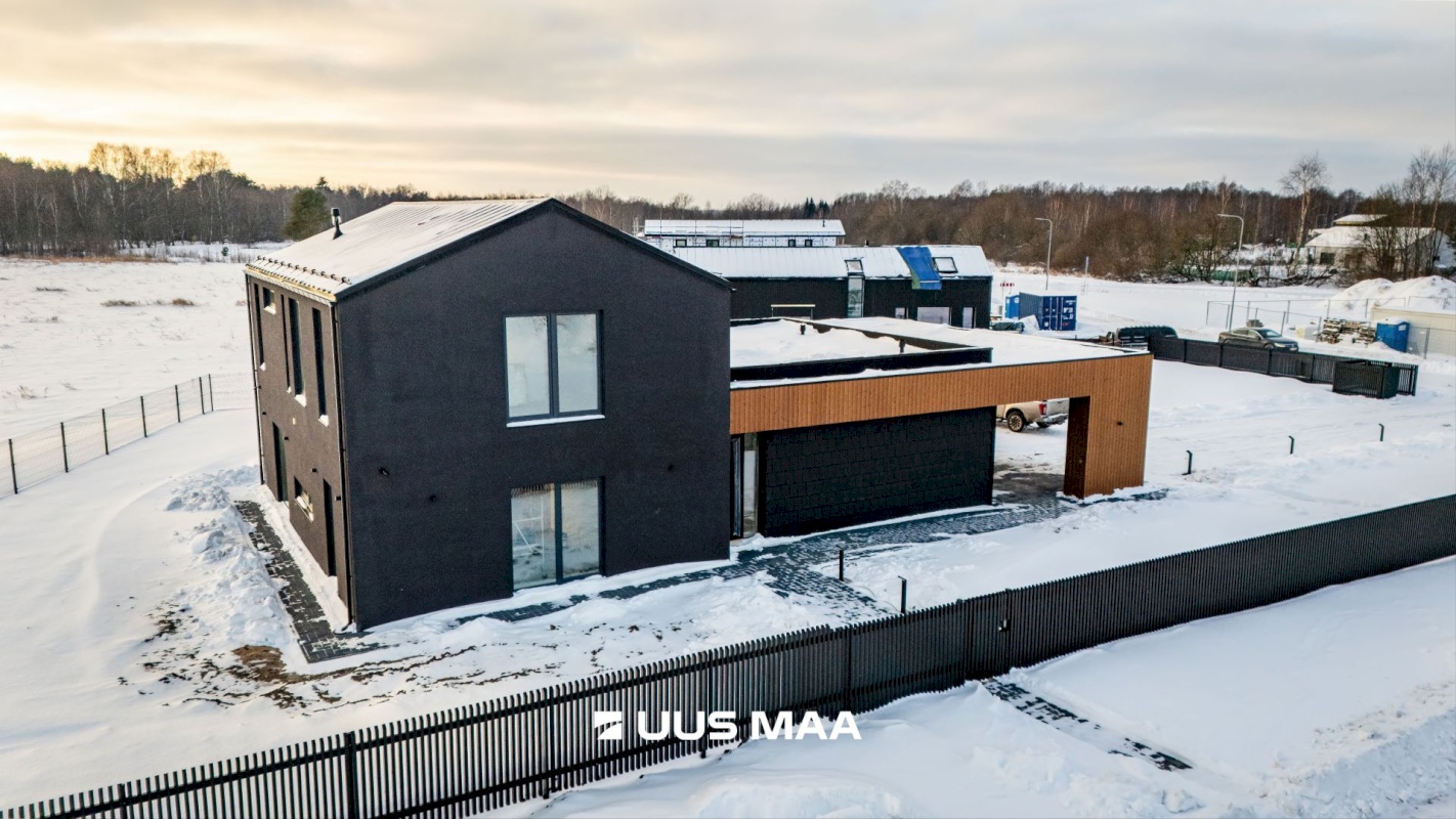 Rae vald, Järveküla, Hiiemäe põik 1