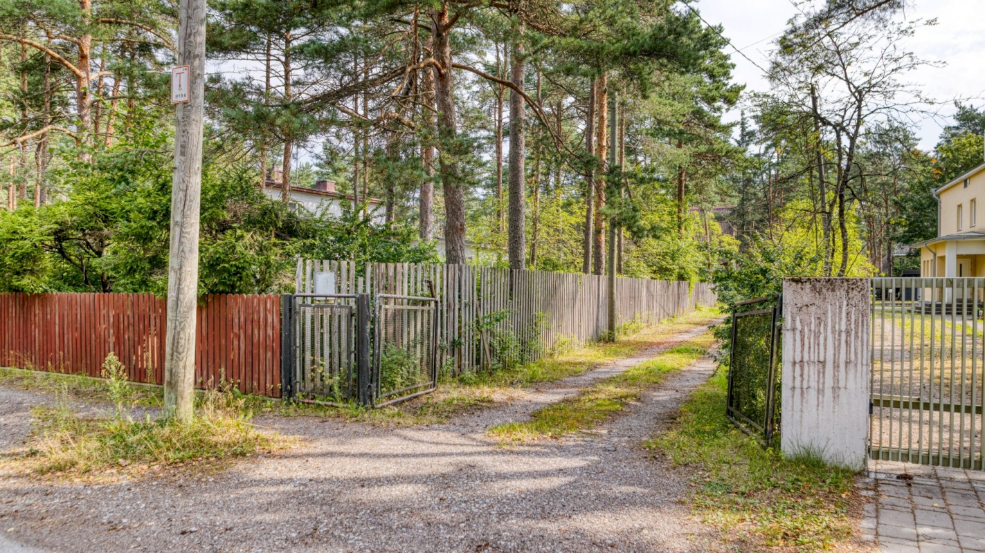 Tallinn, Nõmme linnaosa, Hiiu, Kaare 11a