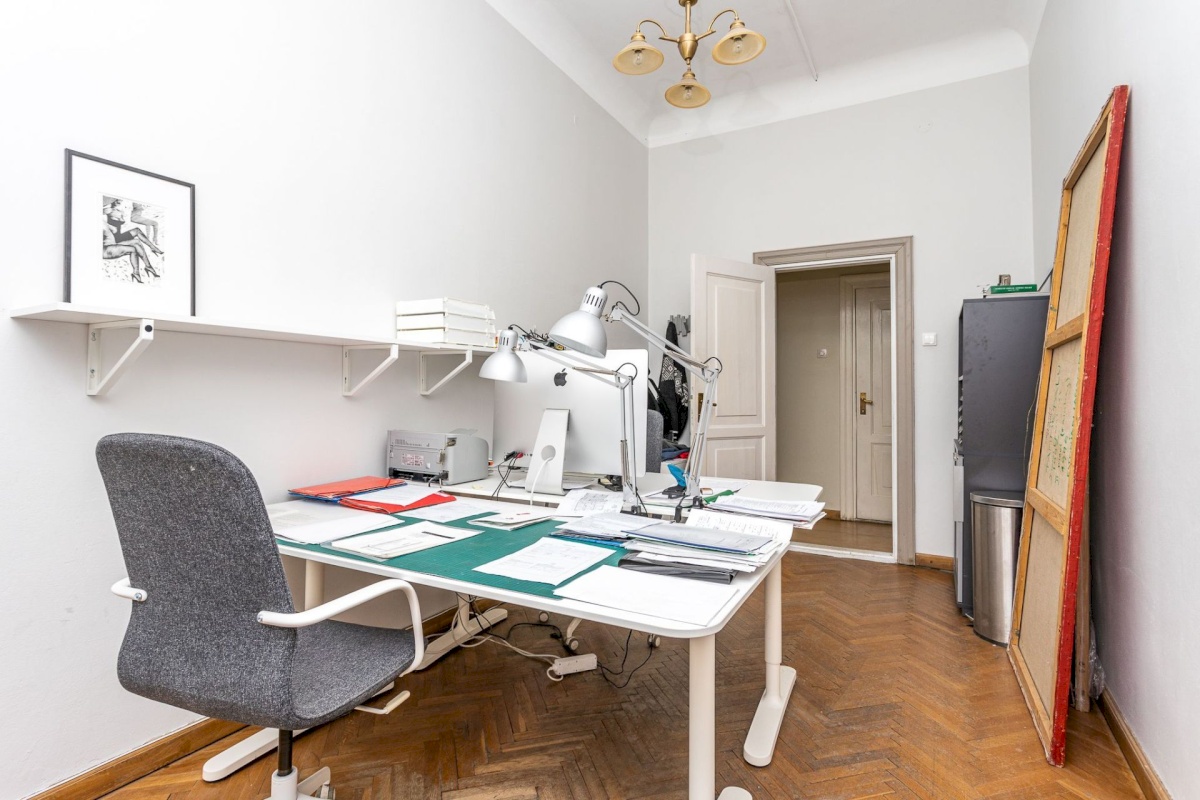 Tallinn, Kesklinna linnaosa, Vanalinna, Rüütli 4-84