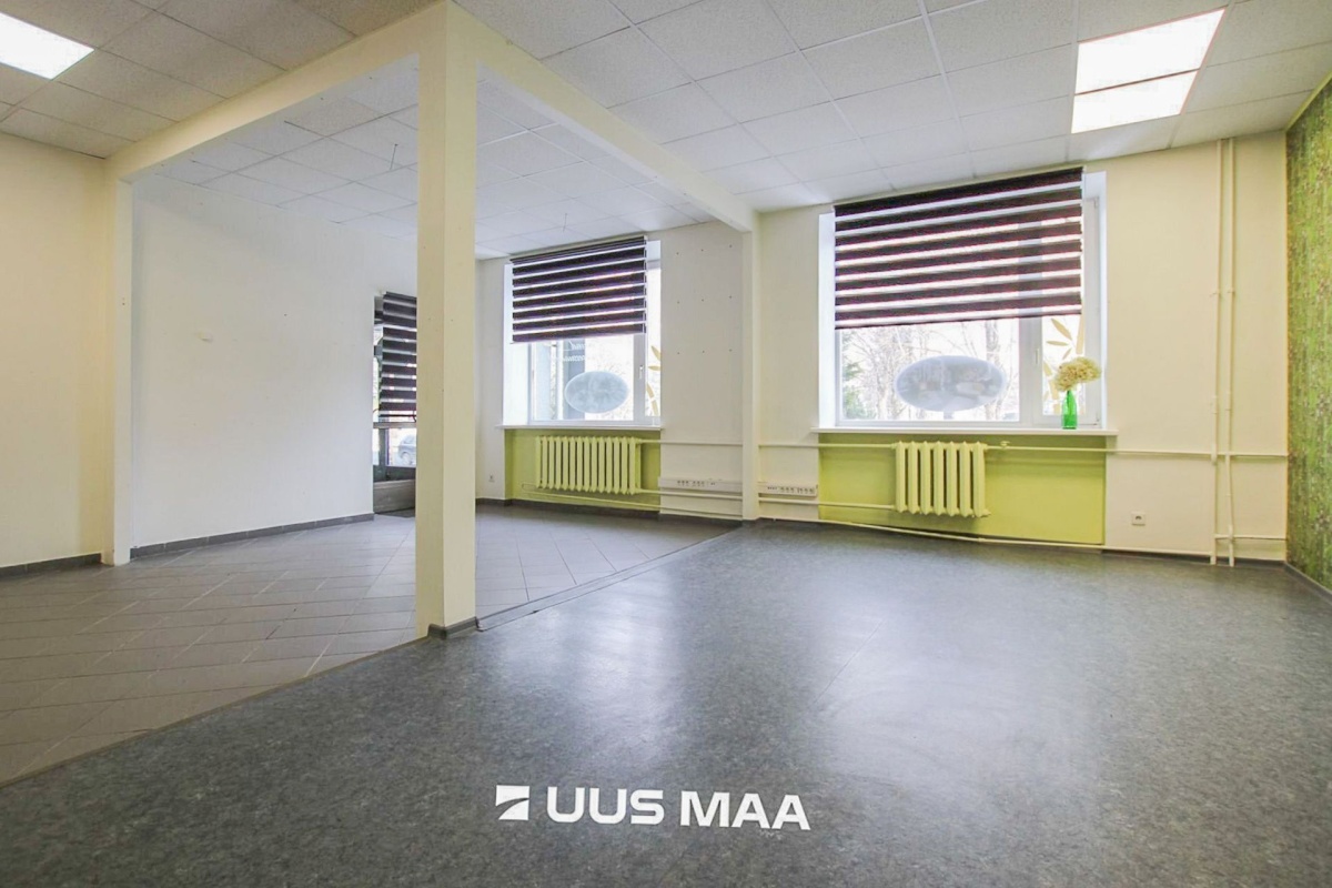 Pärnu linn, Pärnu linn, Kesklinn, Akadeemia 7