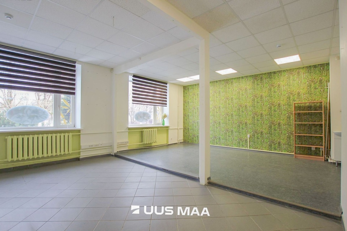 Pärnu linn, Pärnu linn, Kesklinn, Akadeemia 7