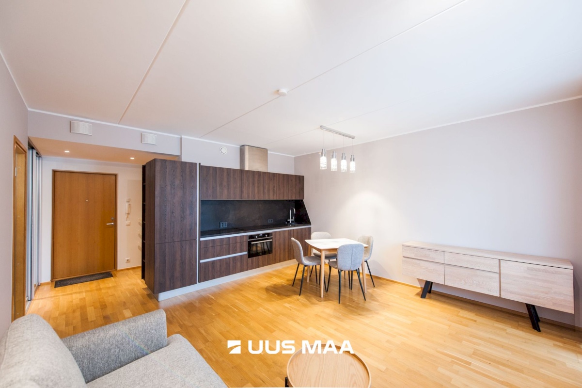 Tallinn, Haabersti linnaosa, Pikaliiva, Noorkuu 8