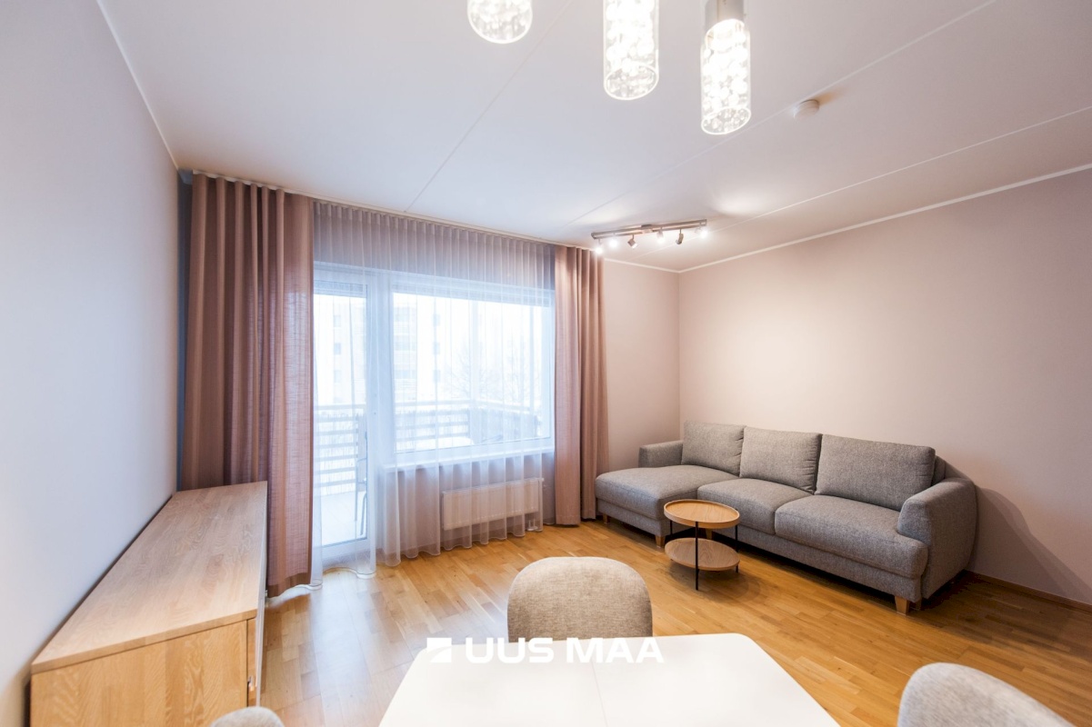 Tallinn, Haabersti linnaosa, Pikaliiva, Noorkuu 8