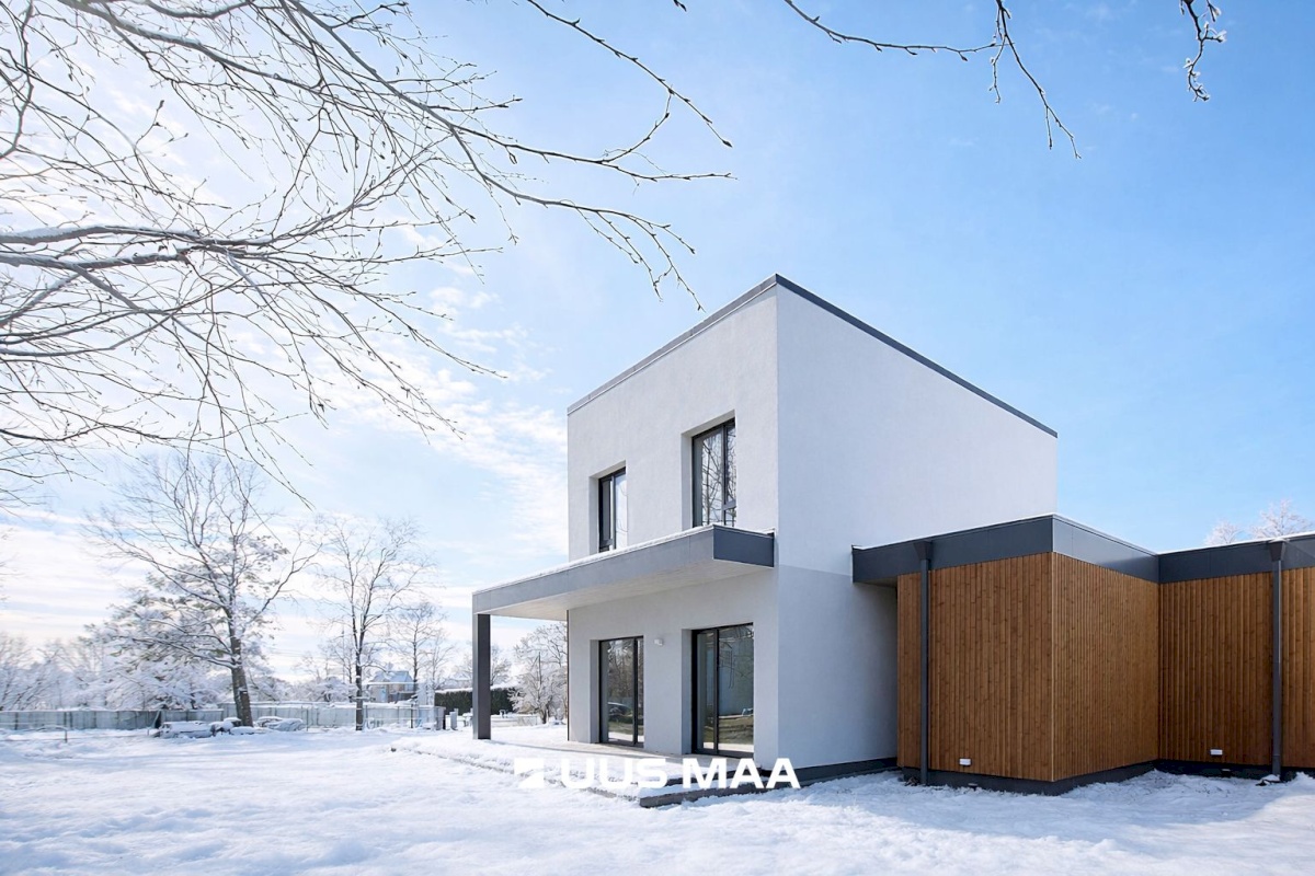 Viimsi vald, Rohuneeme küla, Rohuneeme tee 144