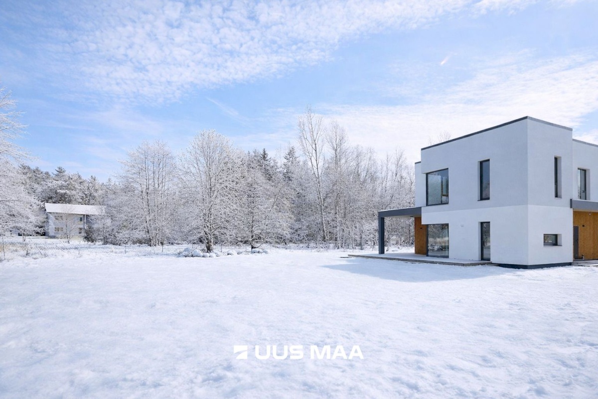 Viimsi vald, Rohuneeme küla, Rohuneeme tee 144-1