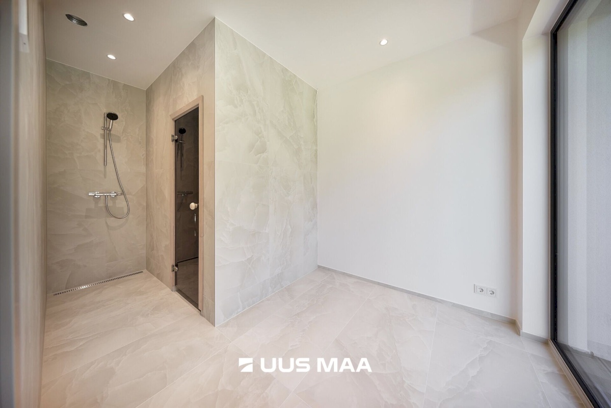 Viimsi vald, Rohuneeme küla, Rohuneeme tee 144-2