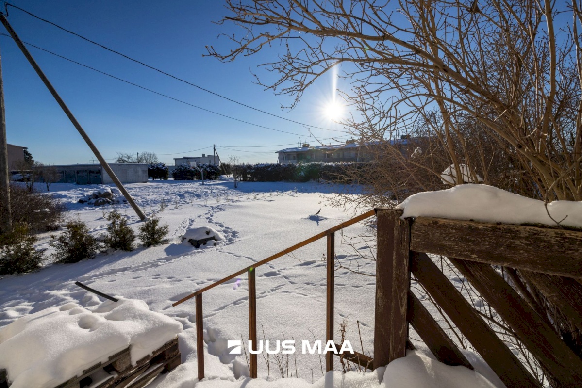 Kiili vald, Paekna küla, Paekna tee 9