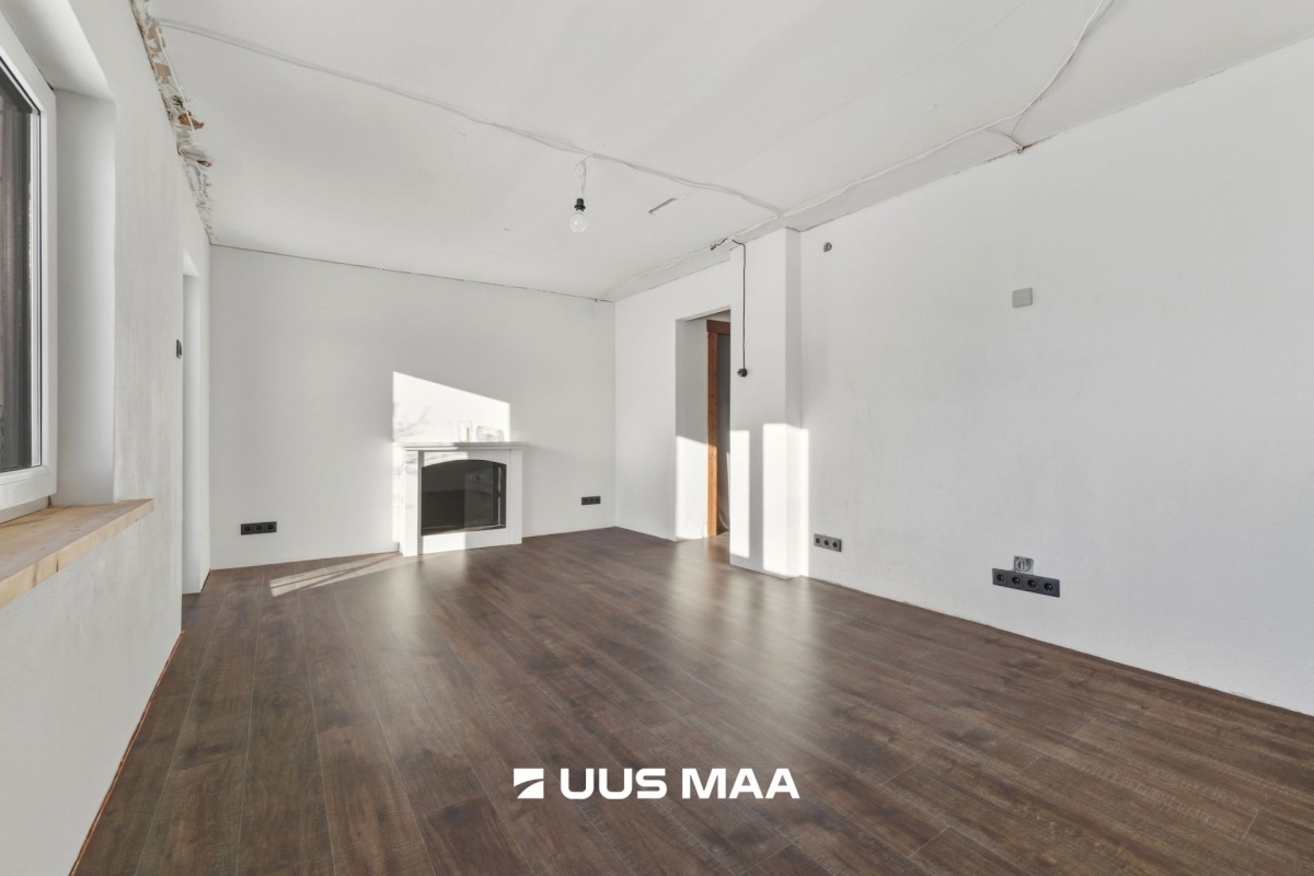 Kiili vald, Paekna küla, Paekna tee 9