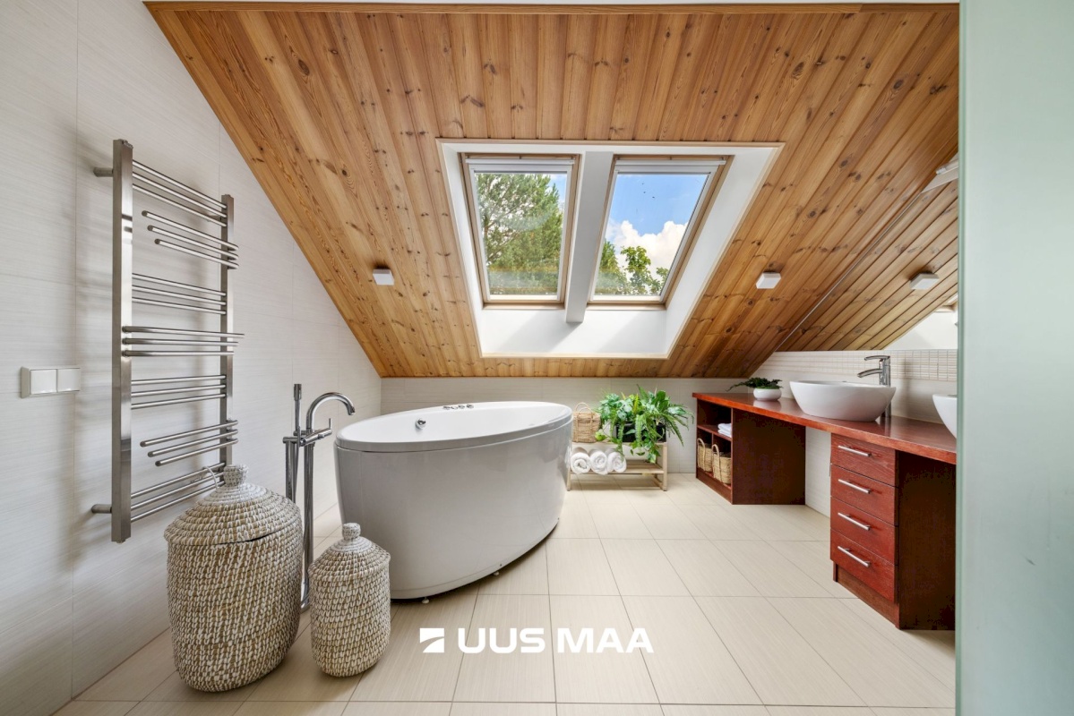 Lääne-Harju vald, Kloogaranna küla, Adruvahi 18