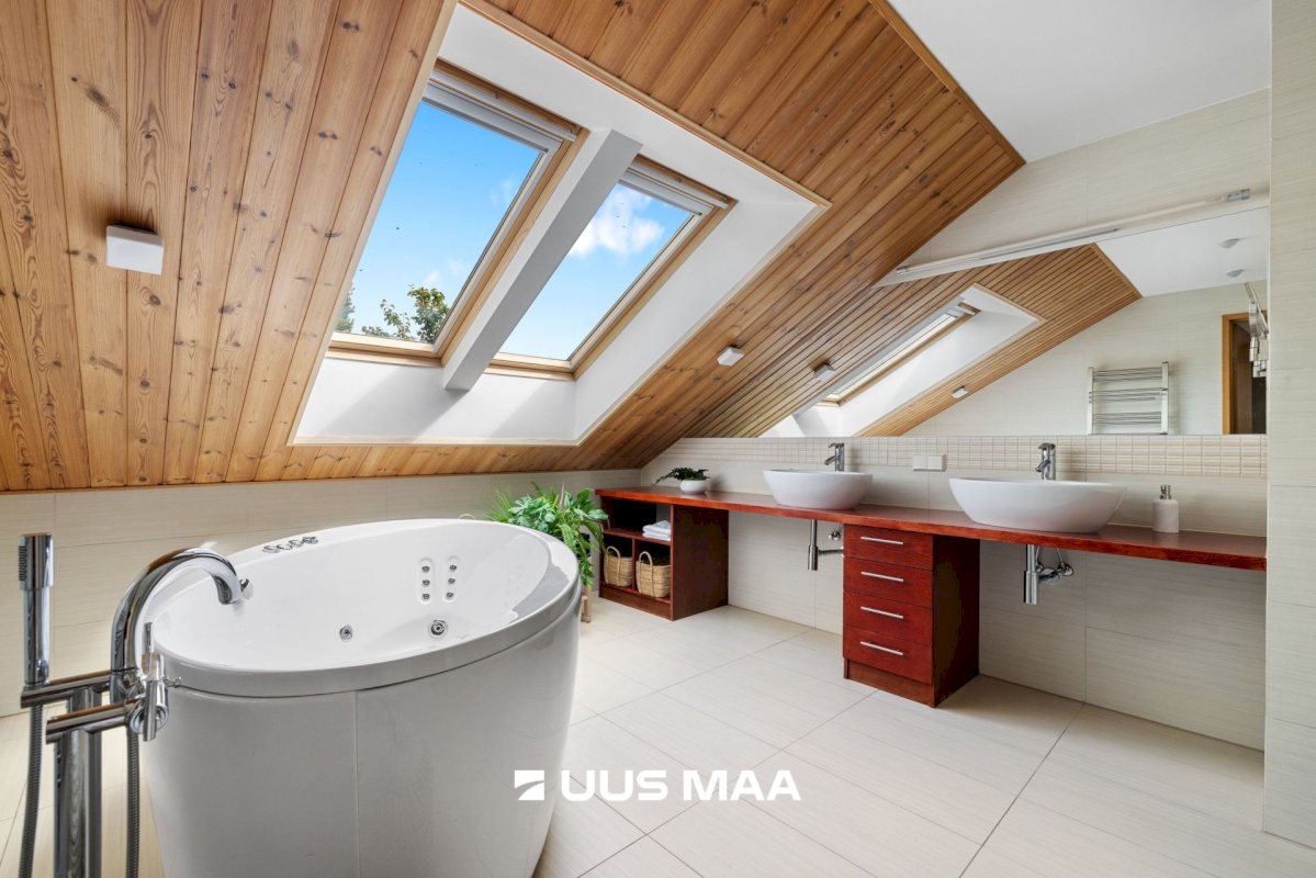 Lääne-Harju vald, Kloogaranna küla, Adruvahi 18