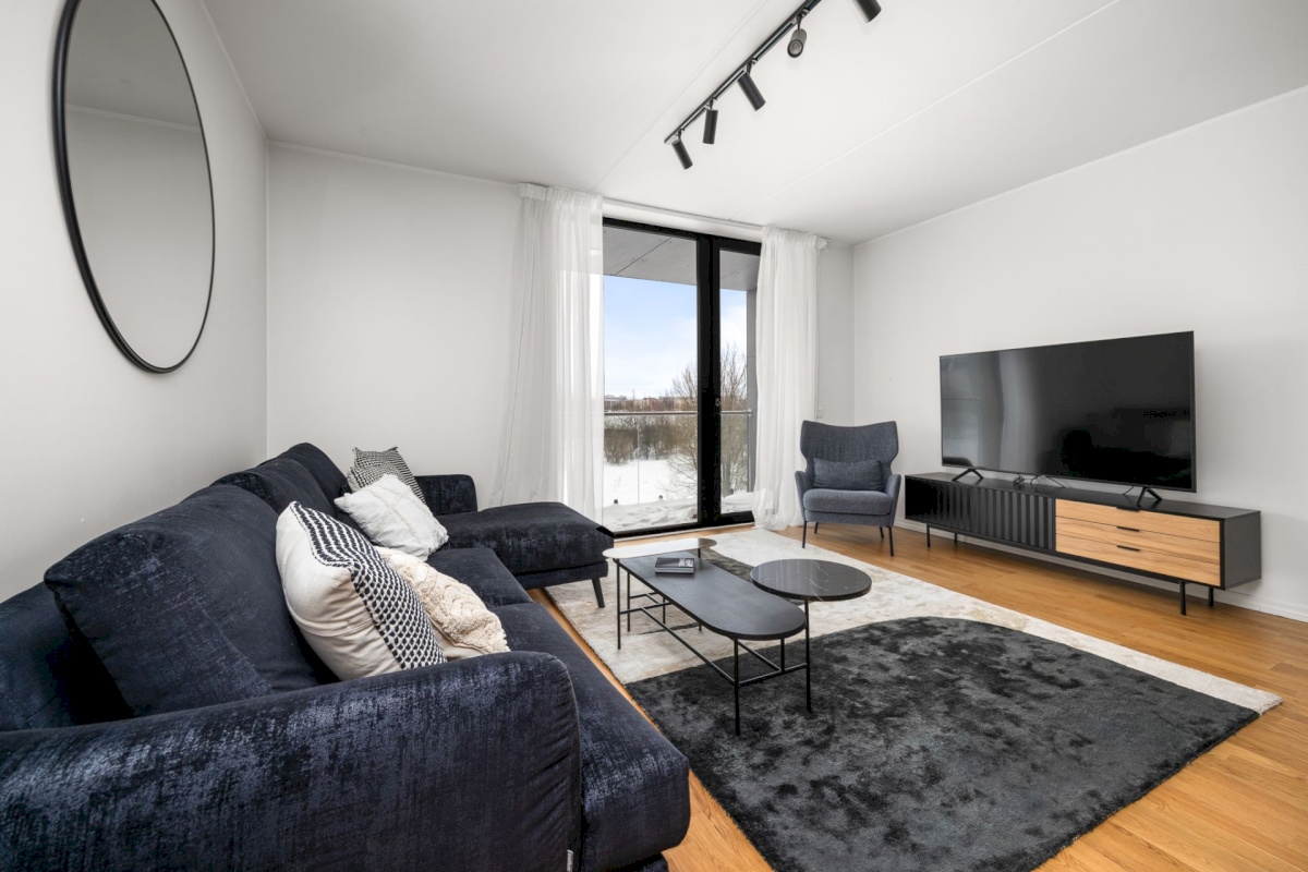 Tallinn, Lasnamäe linnaosa, Uuslinn, Valge tn. 6A/2