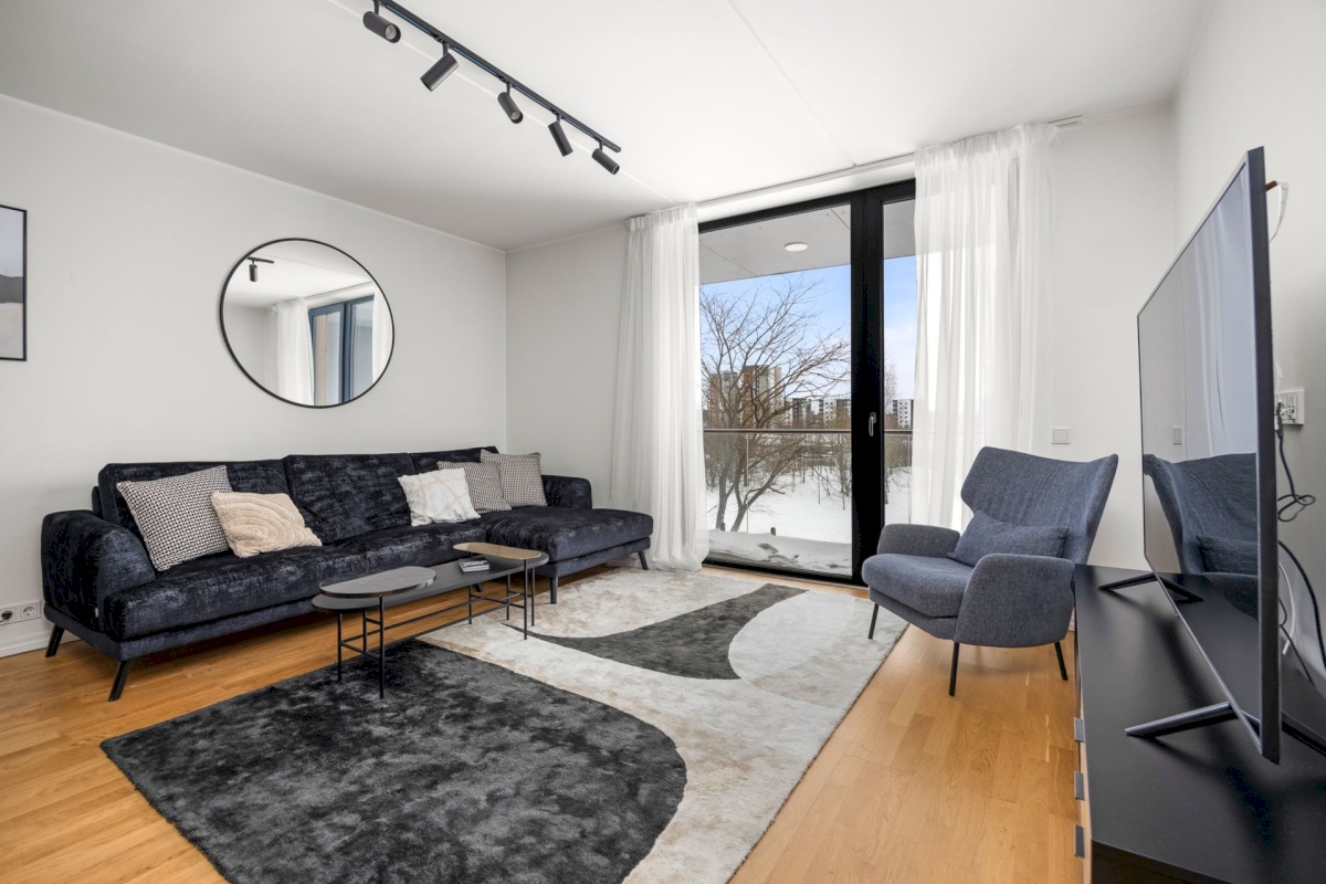 Tallinn, Lasnamäe linnaosa, Uuslinn, Valge tn. 6A/2