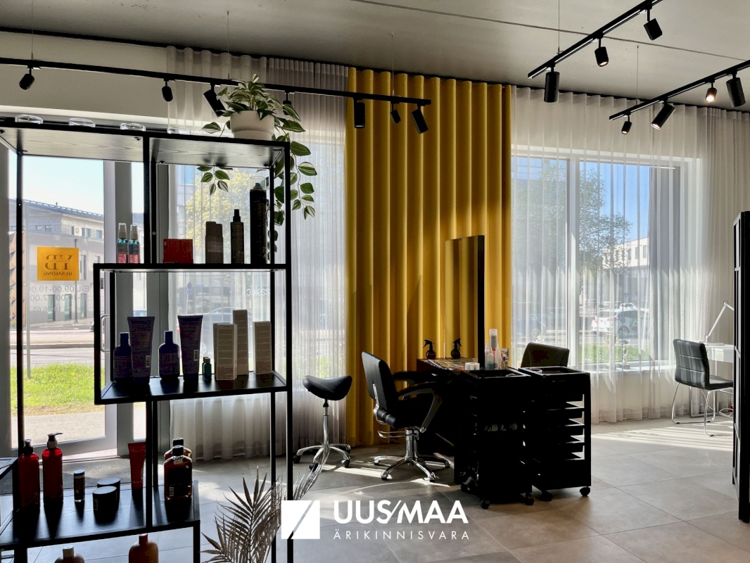 Tallinn, Kesklinna linnaosa, Pärnu mnt 129b