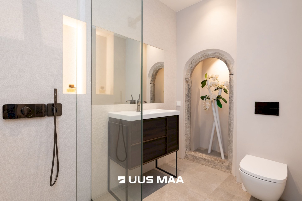 Tallinn, Kesklinna linnaosa, Vanalinna, Lai tn 13