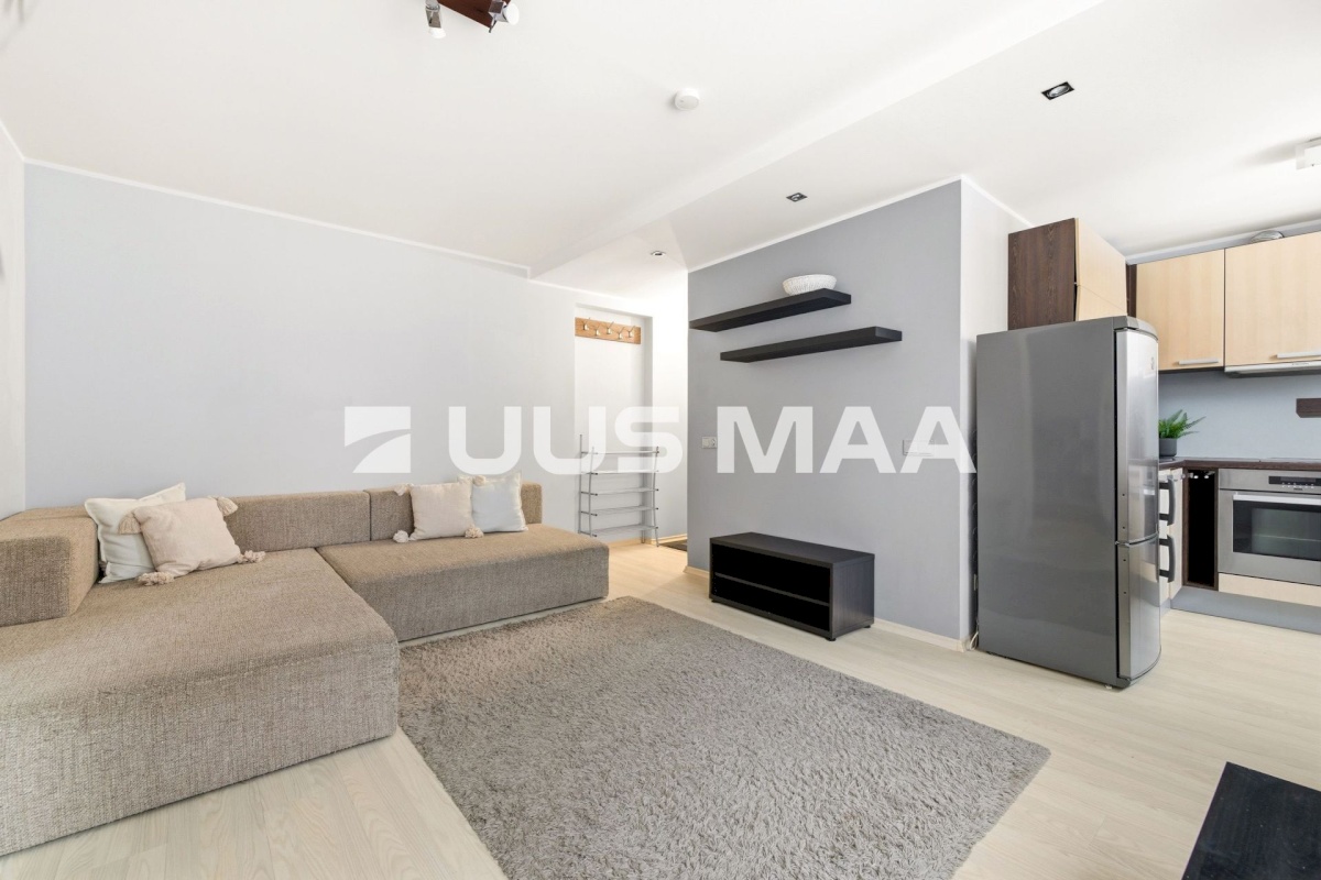 Tallinn, Mustamäe linnaosa, Akadeemia tee 56