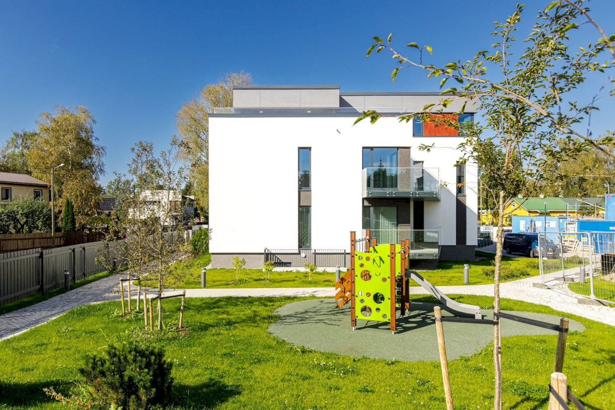 Tallinn, Nõmme linnaosa, Pääsküla, Vabaduse pst 170-2