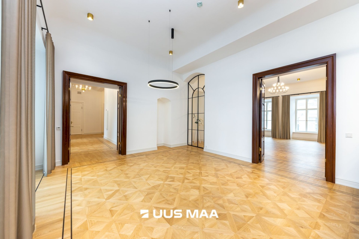 Tallinn, Kesklinna linnaosa, Vanalinna, Lai tn 13