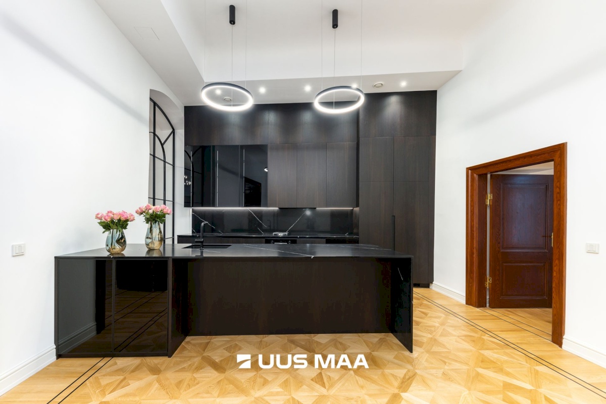 Tallinn, Kesklinna linnaosa, Vanalinna, Lai tn 13