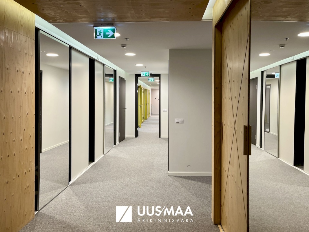 Tallinn, Kesklinna linnaosa, Roosikrantsi 11