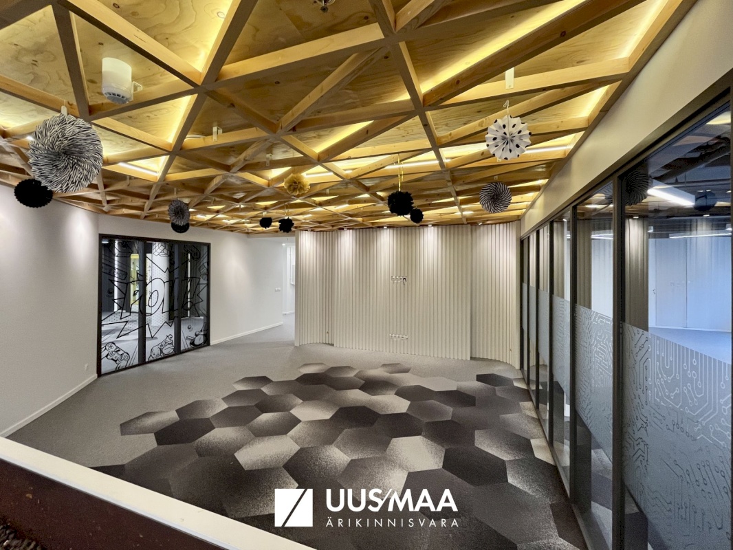 Tallinn, Kesklinna linnaosa, Roosikrantsi 11