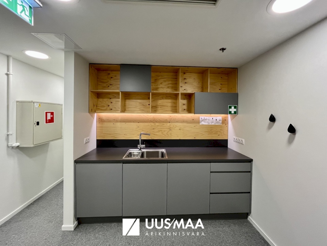 Tallinn, Kesklinna linnaosa, Roosikrantsi 11