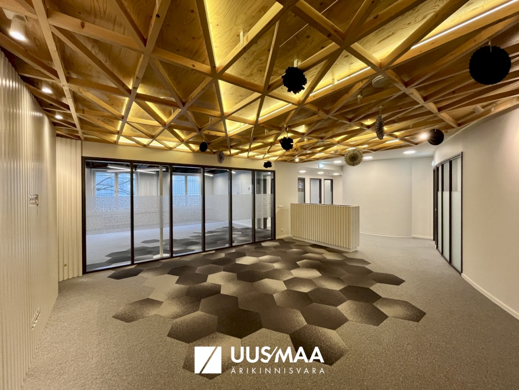 Tallinn, Kesklinna linnaosa, Roosikrantsi 11