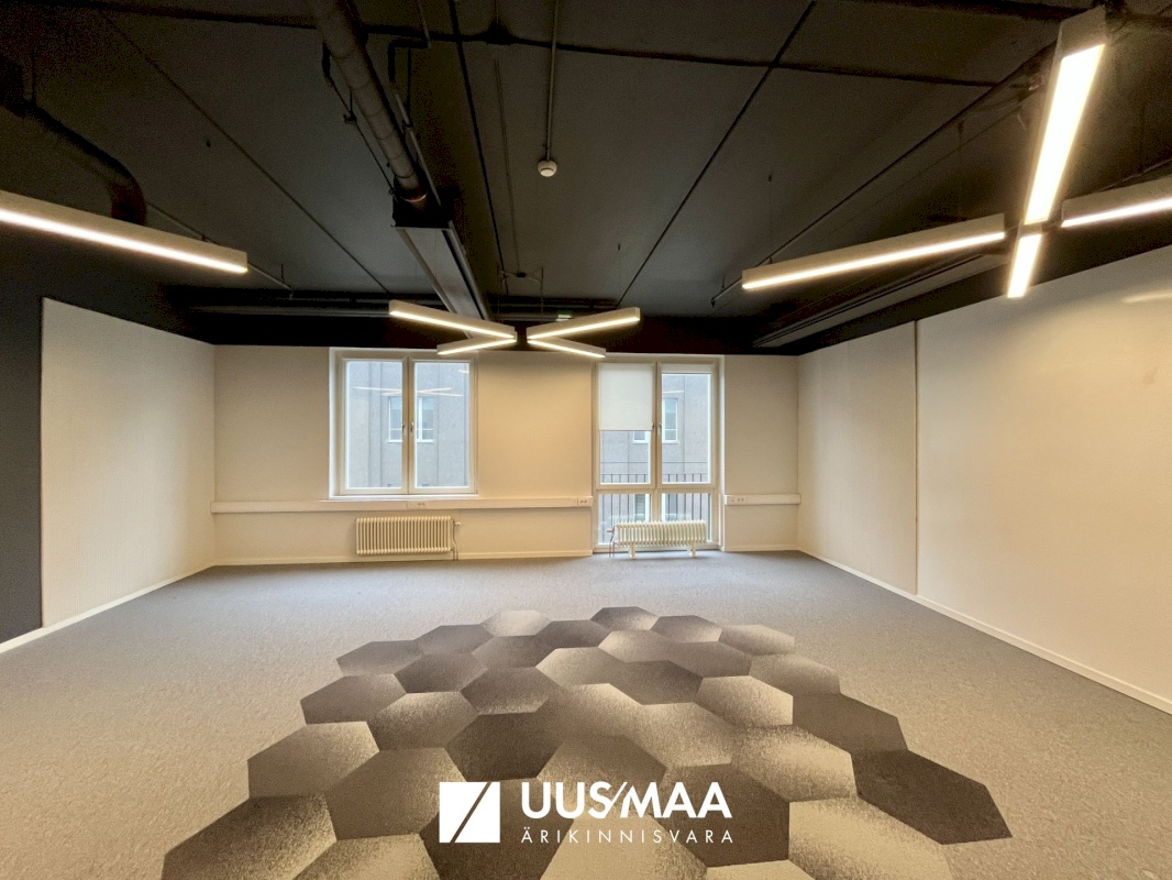 Tallinn, Kesklinna linnaosa, Roosikrantsi 11