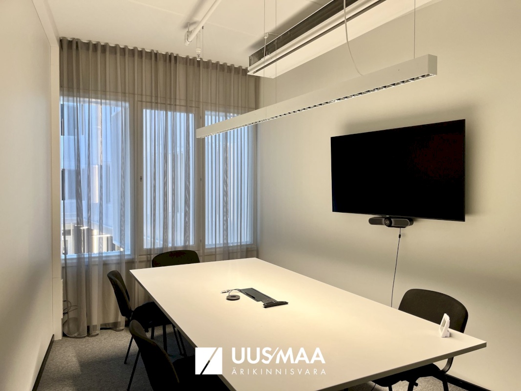 Tallinn, Kesklinna linnaosa, Roosikrantsi 11