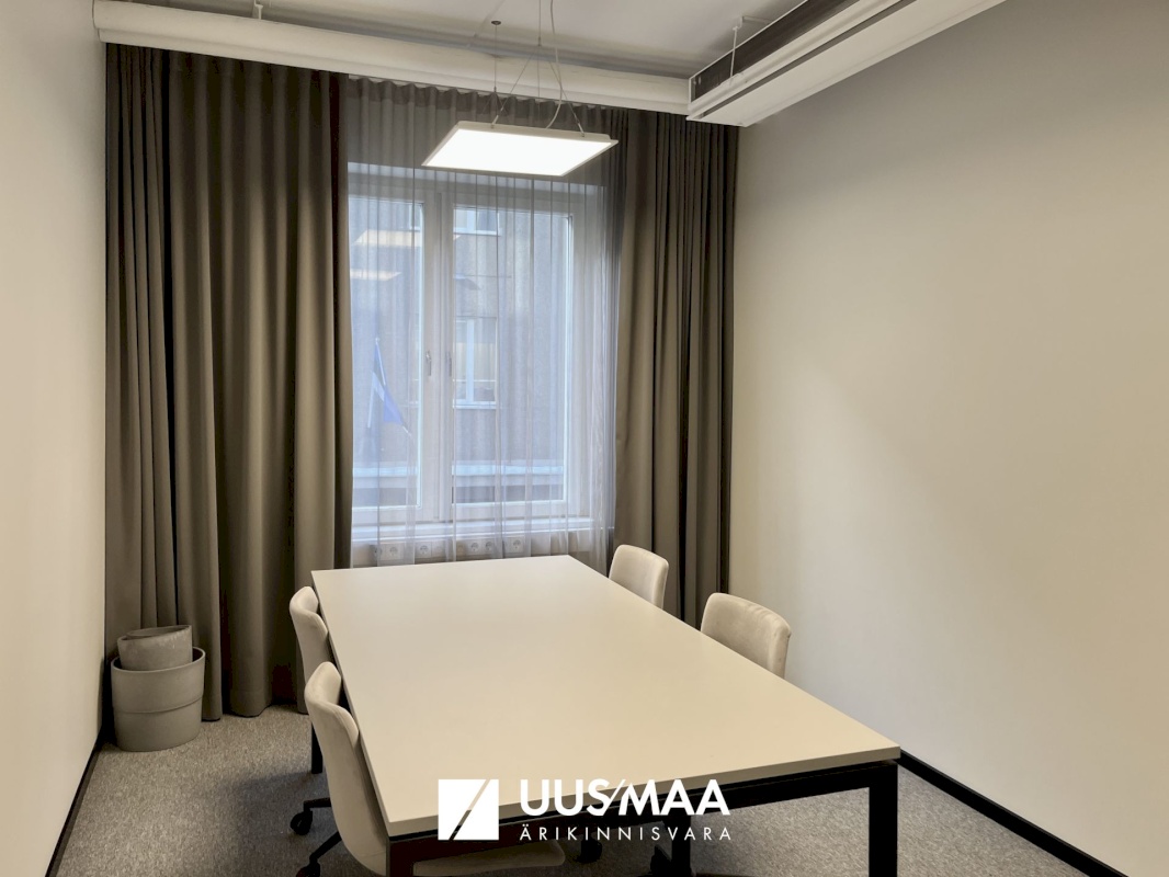 Tallinn, Kesklinna linnaosa, Roosikrantsi 11