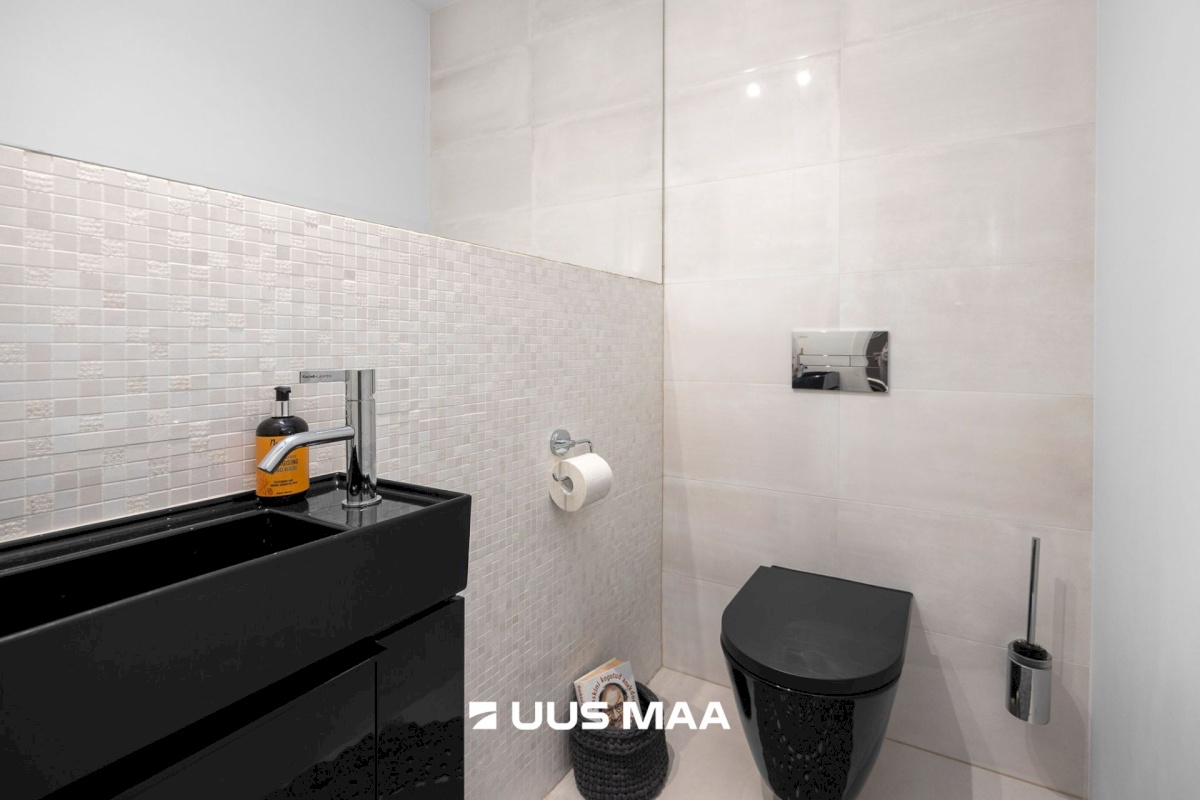 Tallinn, Põhja-Tallinna linnaosa, Põhja pst 5