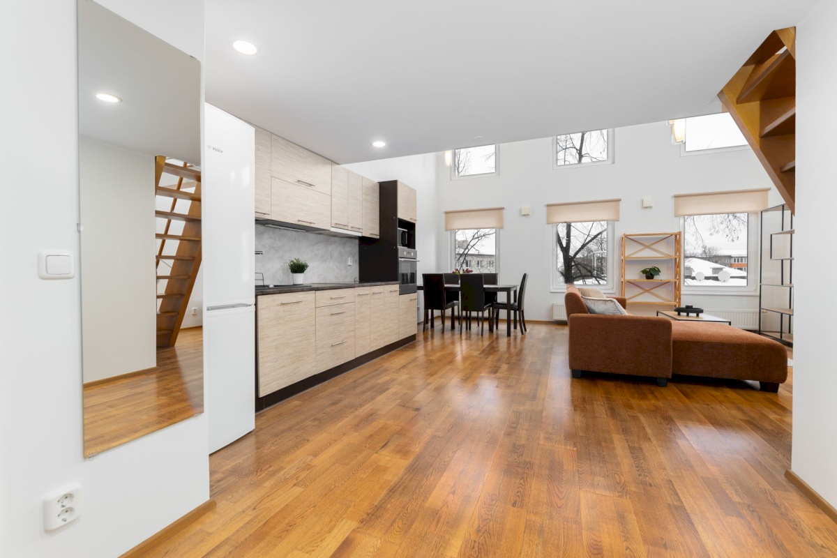 Tallinn, Kesklinna linnaosa, Pallasti 16