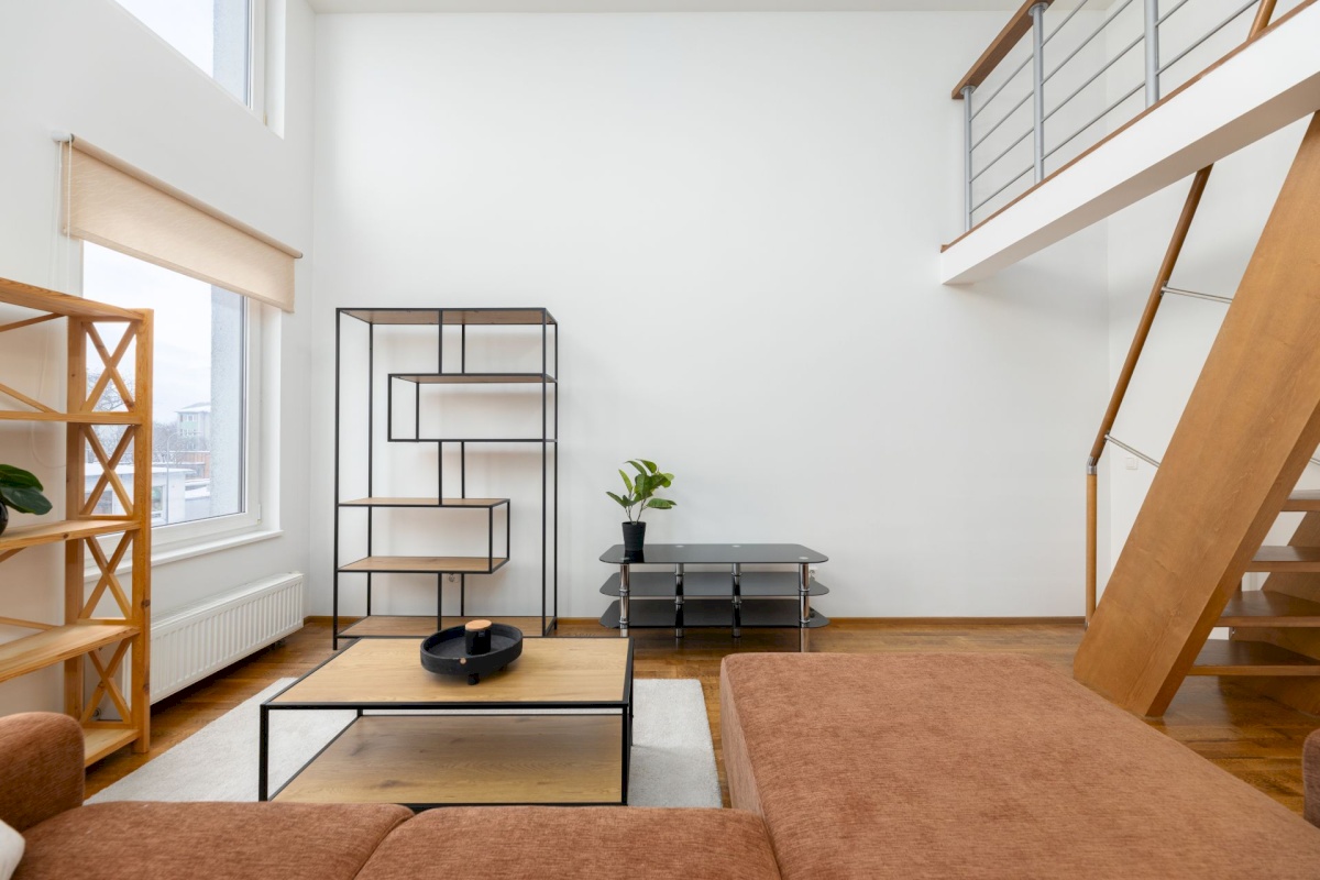 Tallinn, Kesklinna linnaosa, Pallasti 16