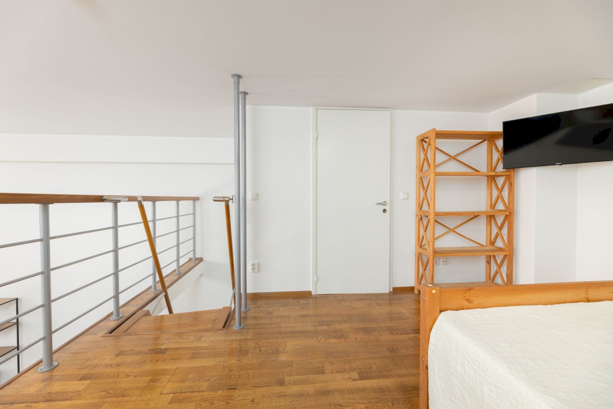 Tallinn, Kesklinna linnaosa, Pallasti 16