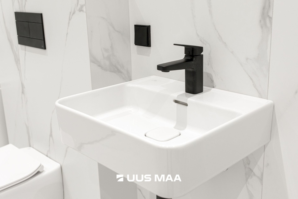 Tallinn, Nõmme linnaosa, Vabaduse pst 170-1