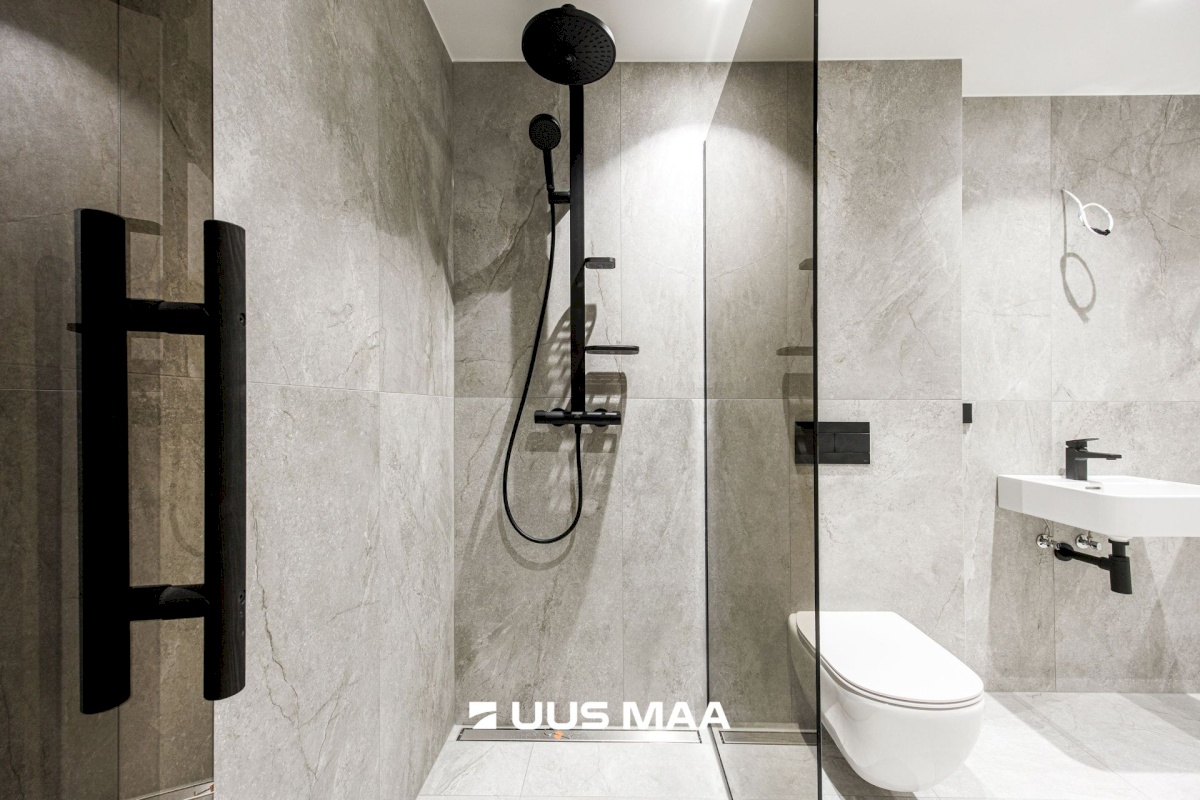 Tallinn, Nõmme linnaosa, Pääsküla, Vabaduse pst 170-6