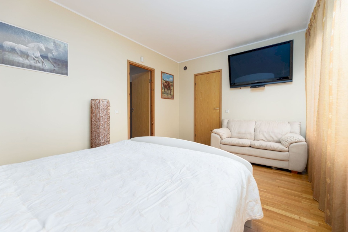 Viimsi vald, Metsakasti küla, Marjamaa tee 18