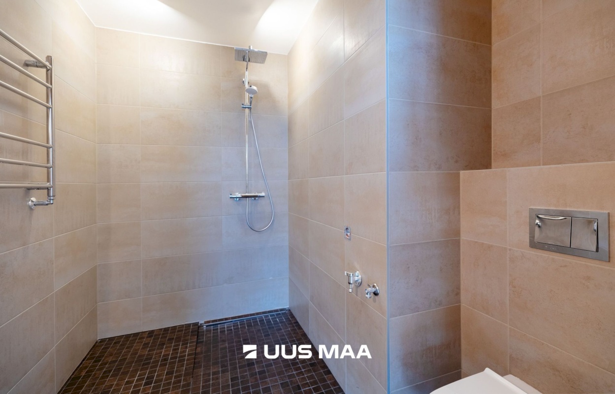 Tallinn, Kesklinna linnaosa, Madalmaa 1