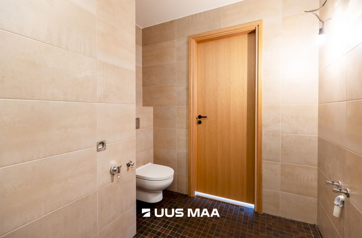 Tallinn, Kesklinna linnaosa, Madalmaa 1